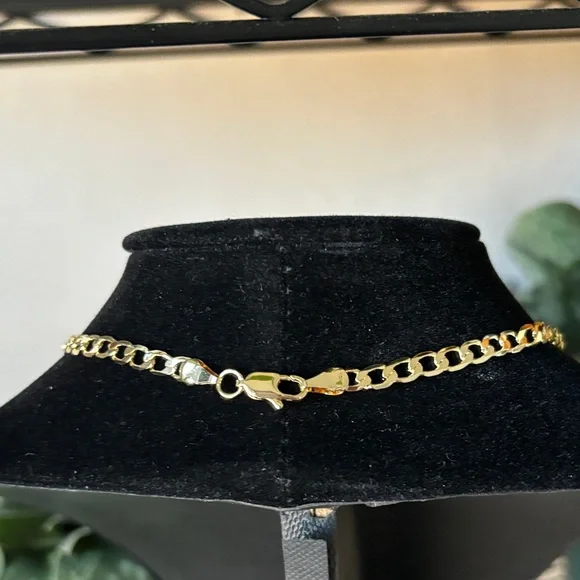 Gold Butterfly Pendant Necklace - Picture 3 of 6